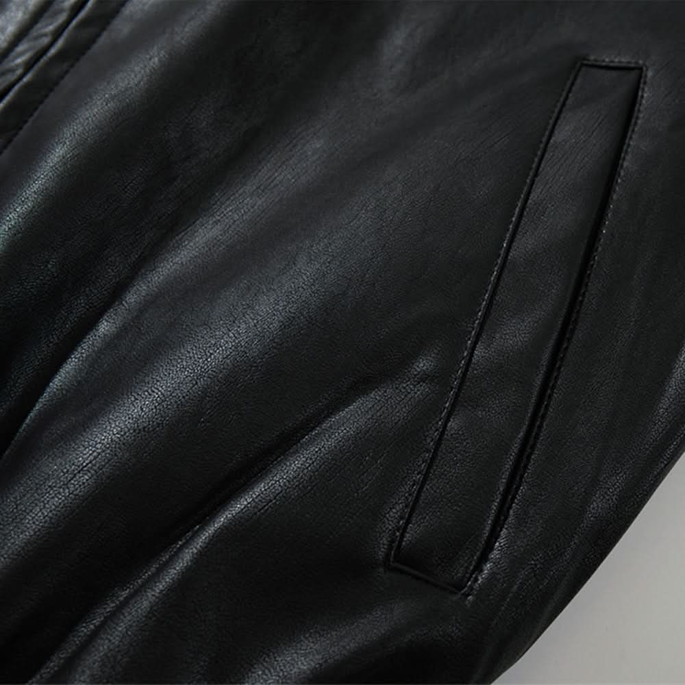 Locker geschnittene Jacke aus PU-Leder in Unifarbe
