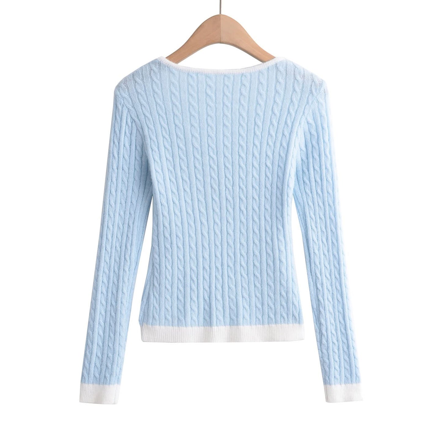 V-Neck long sleeved sweater