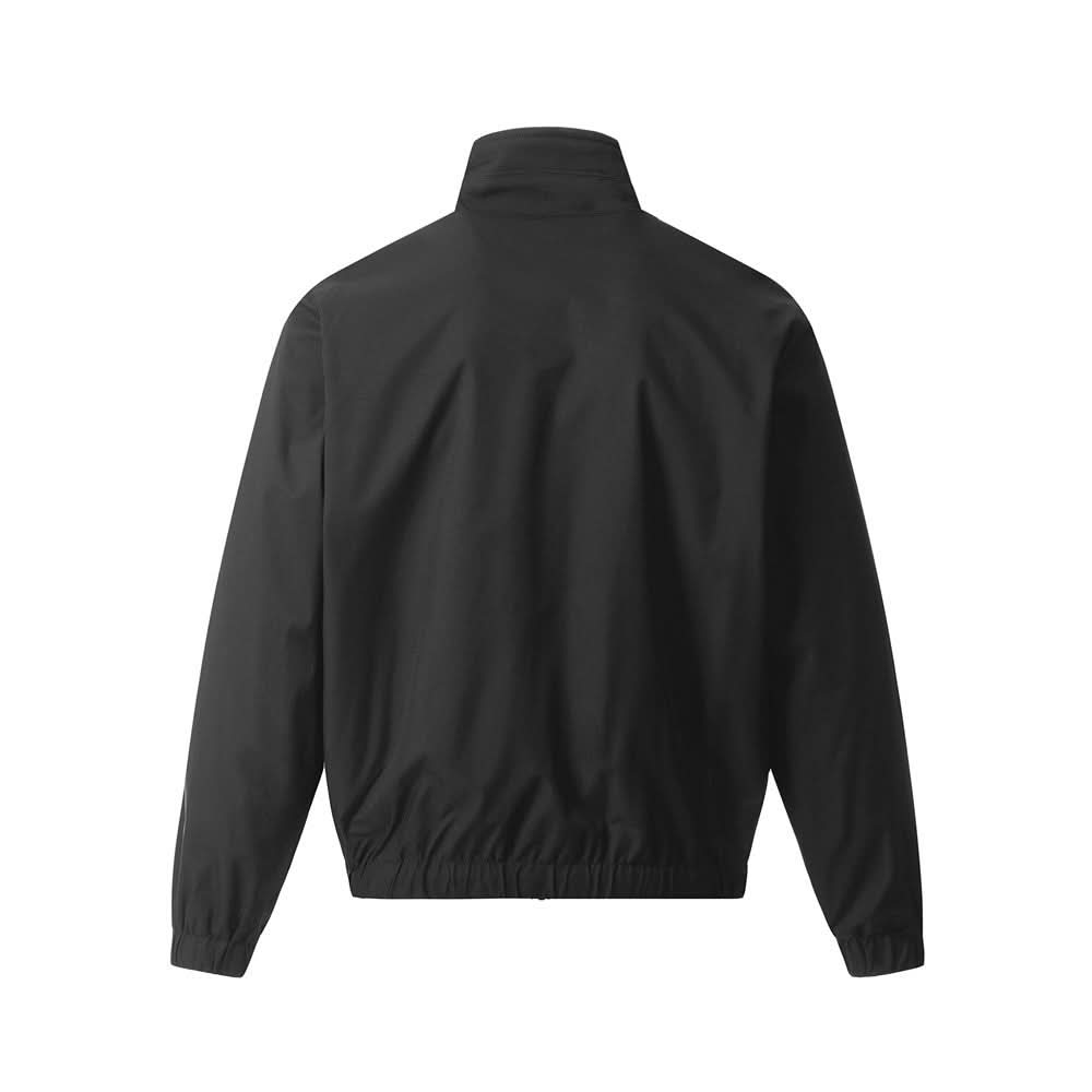 Wear a high neck jacket on both sides for sports