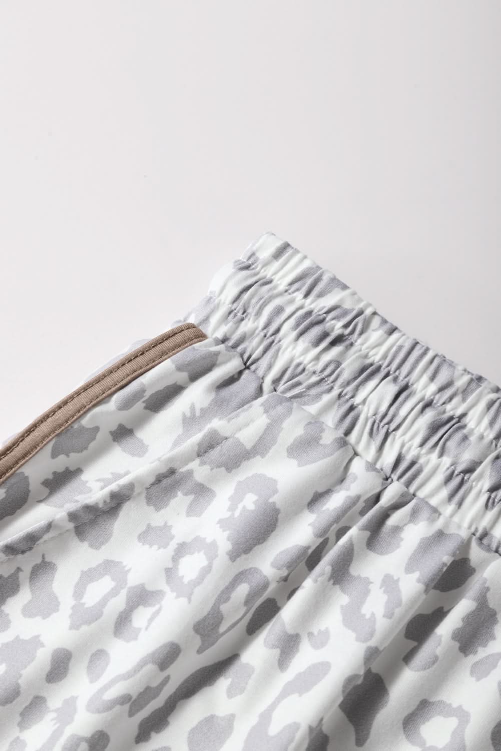 White Leopard Elastic Waistband Lace up Contrast Trim Casual Shorts