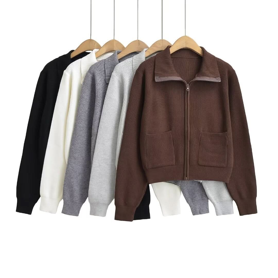 Zipper lapel long sleeved pocket top
