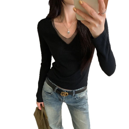 Weißer V-Ausschnitt Strickpullover im Slim Fit mit Mesh-Einsatz