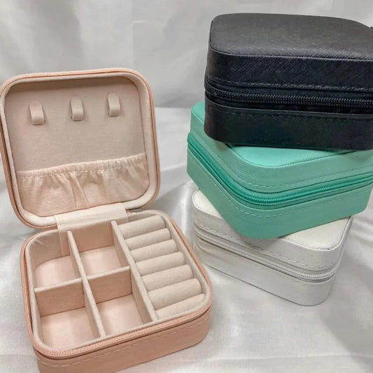 Tragbarer Schmuckkasten Mini Schmuckkoffer Organizer für Ohrringe Halsketten Ringe Schmuckbox für Reisen Kompakt