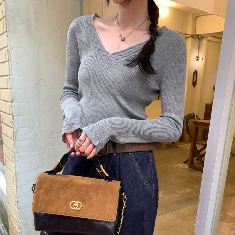 Elegant High-Intellect Purple V-Neck Knit Top for Women, Slim Fit,  Long Sleeve, Casual Wear