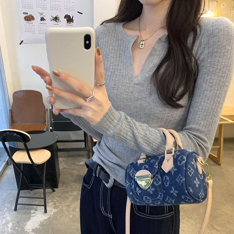 Sexy Wool V-Neck Slim Fit Knit Innerwear Top for Women