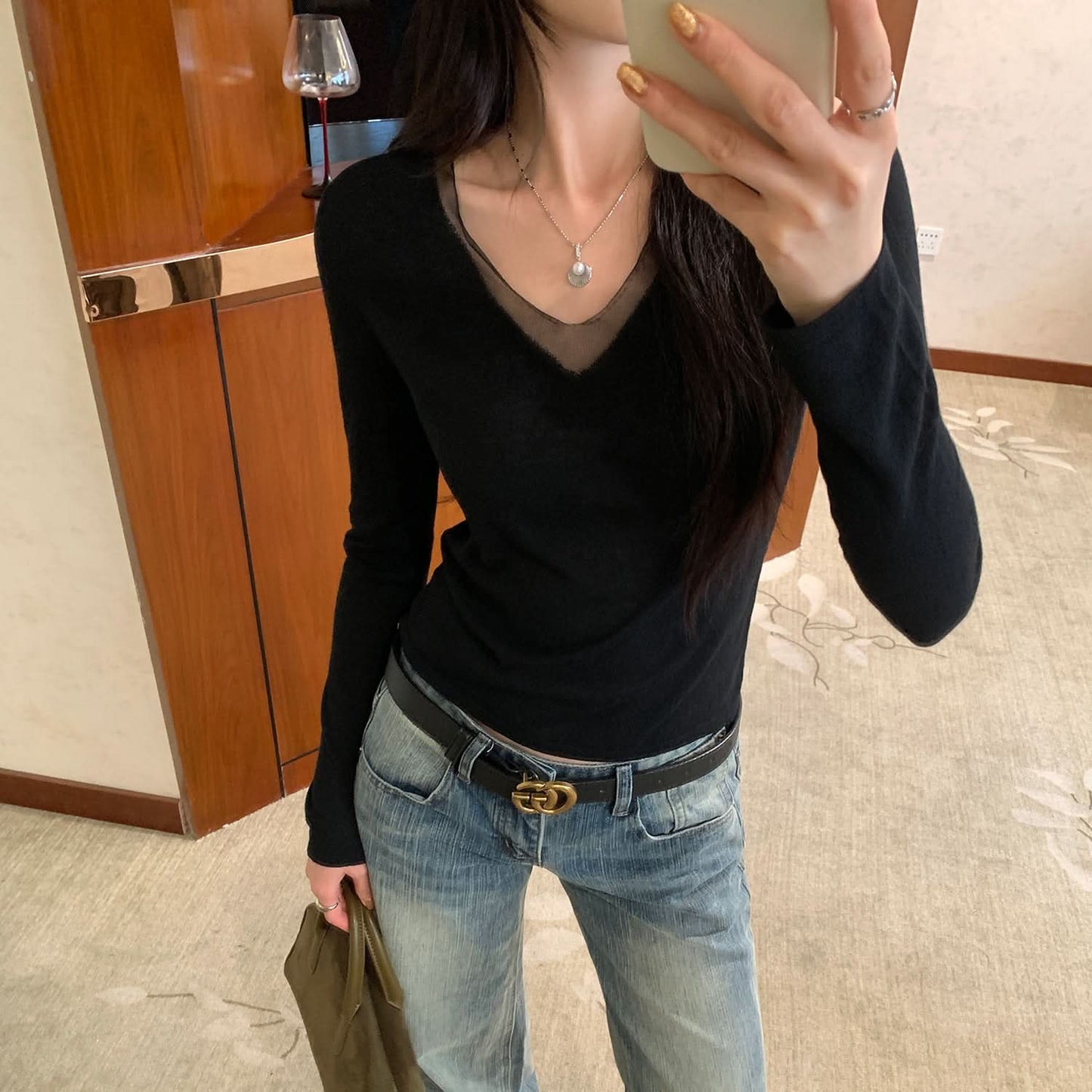 Mesh Spliced White V-Neck Slim Fit Inner Knit Sweater Top