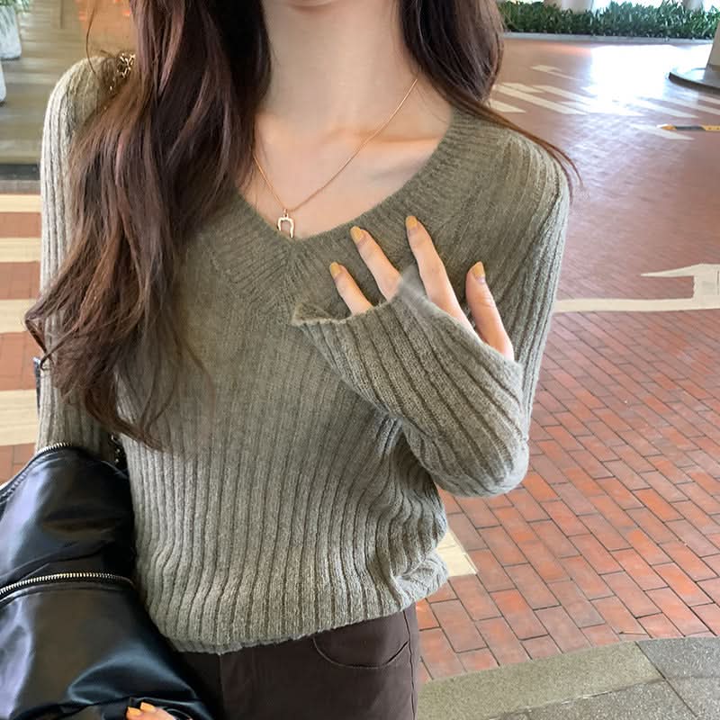 Lazy V-Neck Knitted Sweater Top for Women, Fitted Slim Fit Long Sleeve Inner Layer, Versatile Casual Top