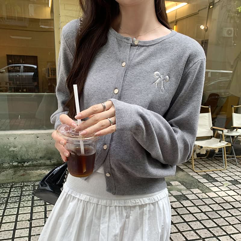 Butterfly Embroidery Loose Cardigan Knit Sweater Coat for Women, Short Chiffon Style Top