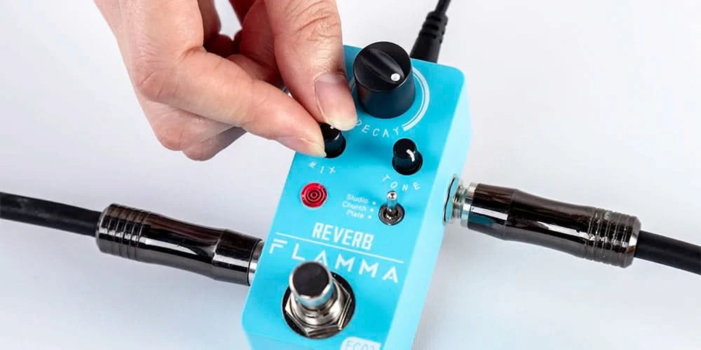 FLAMMA FC02  Electric Guitar Pedal Reverb Effects Pedal with Studio Church Plate Effects True Bypass with Power Supply