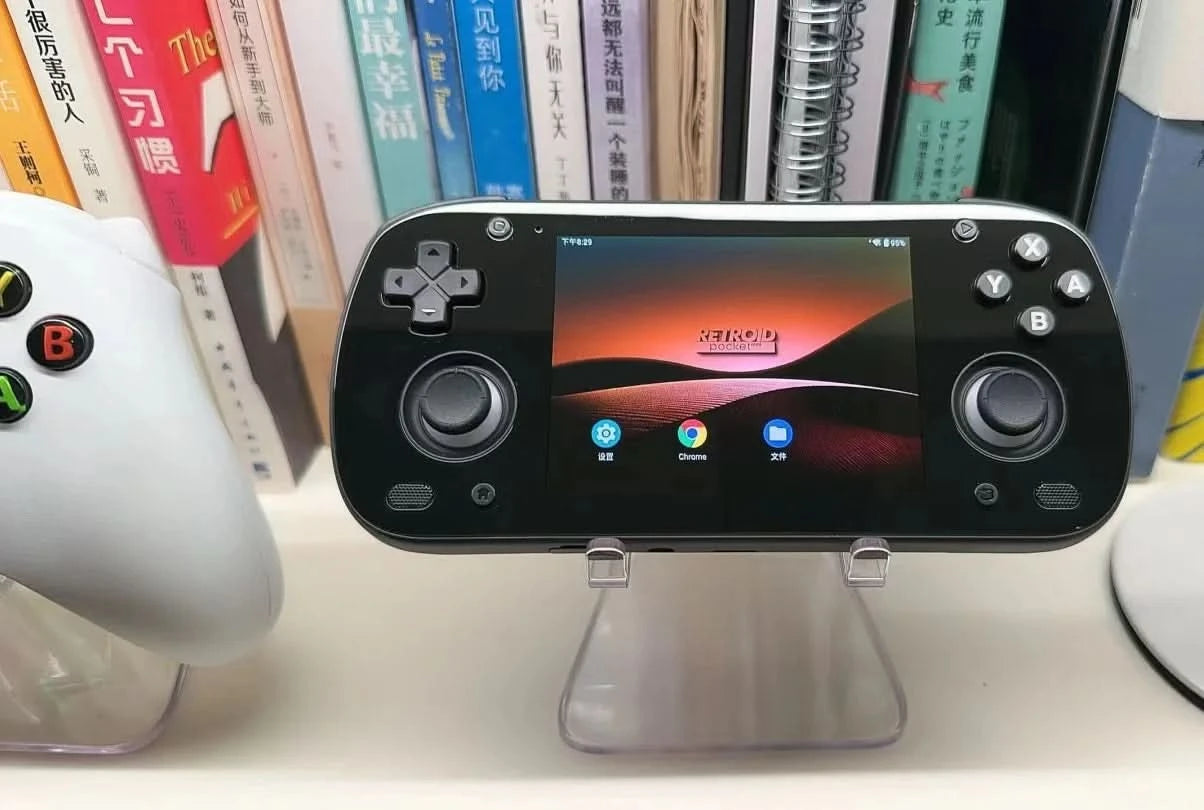 Retroid Pocket Flip 2 RP Flip 2 Retro Handheld Game Console Video Game Console 5.5''AMOLED Touch Screen PSP PS2 SD865 Android13