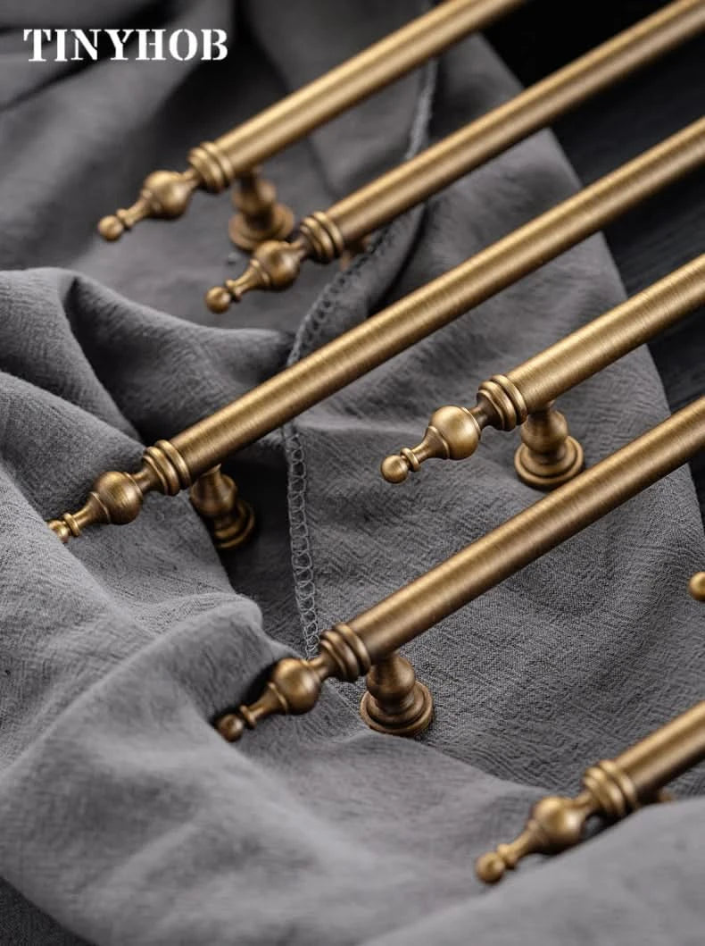 Tinyhob Massiver antiker Bronzezug Messing Schrankknöpfe T-Stange Möbel Kleiderschrank Geräte Griff Langer Zug Schubladengriff