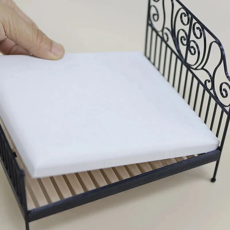 1/12 Dollhouse Simulation European Bed With Mattress Pillow Quilt Doll Home Iron Art Double Bed Bedroom Furniture Decoration Toy