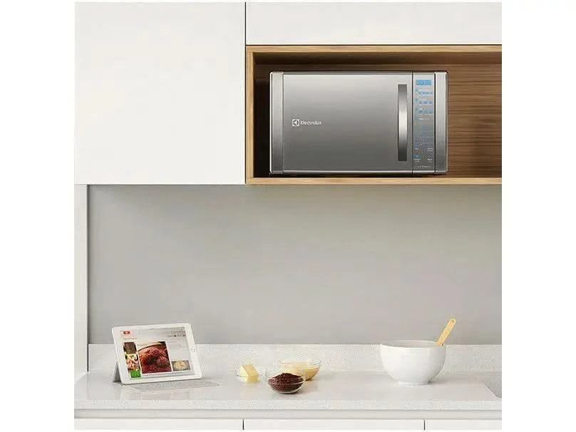 Electrolux 31L Microwave with Grill ME41X - 220V