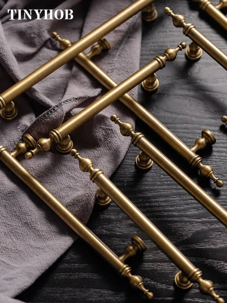 Tinyhob Massiver antiker Bronzezug Messing Schrankknöpfe T-Stange Möbel Kleiderschrank Geräte Griff Langer Zug Schubladengriff