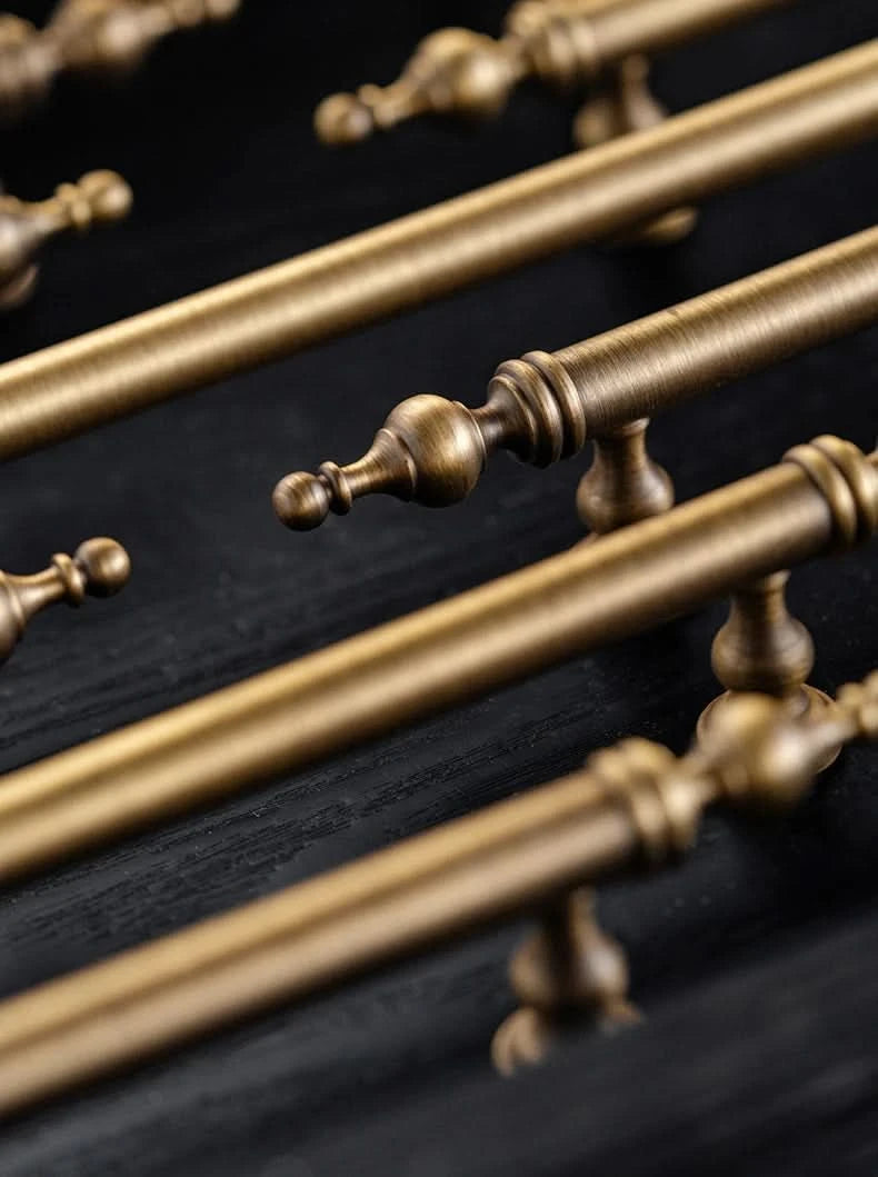 Tinyhob Massiver antiker Bronzezug Messing Schrankknöpfe T-Stange Möbel Kleiderschrank Geräte Griff Langer Zug Schubladengriff