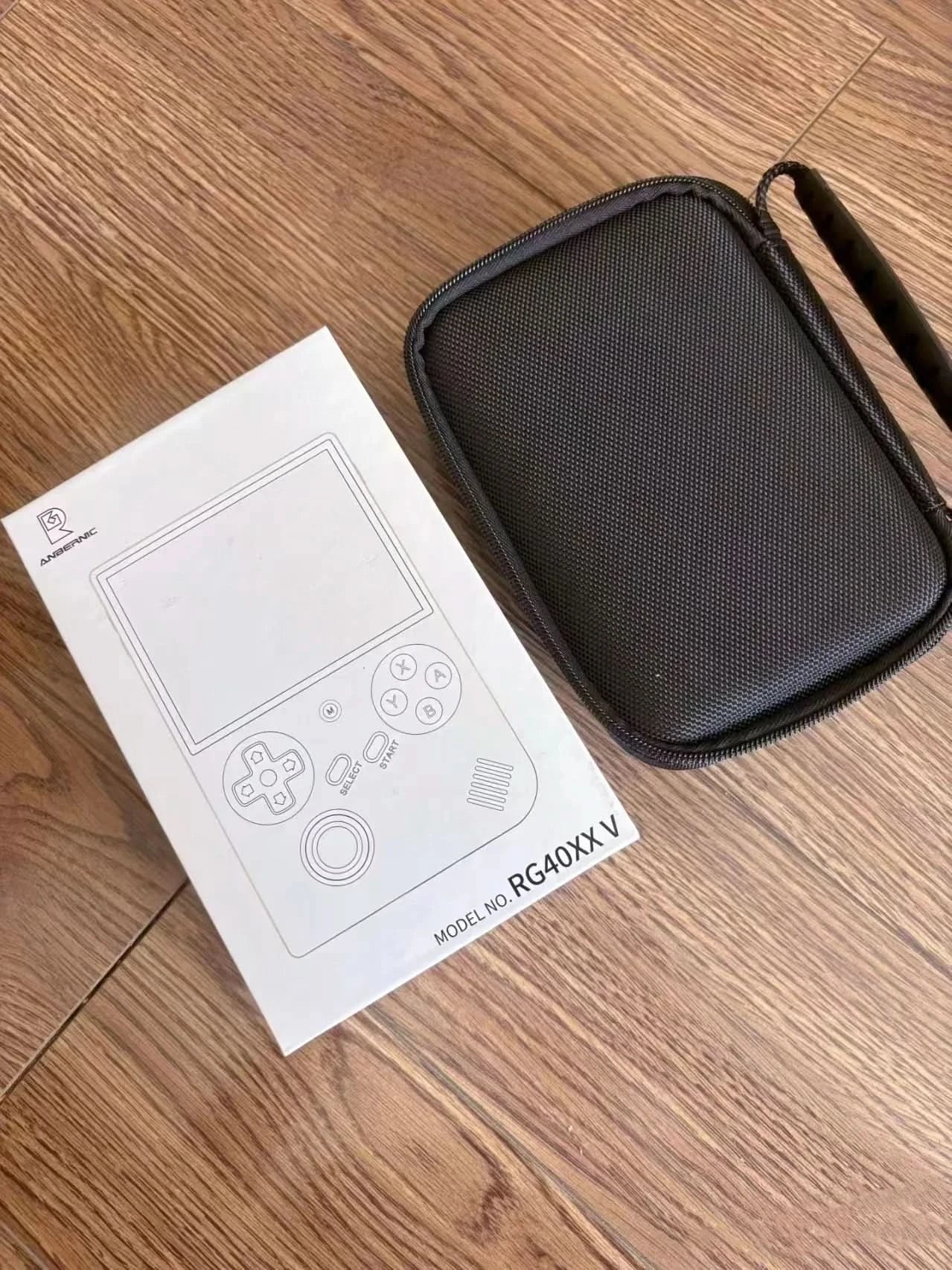ANBERNIC RG40XXV Retro Handheld Game Console Linux 64bit System 4"IPS Screen 3200mAh RGB Joystick WIFI Video Gaming Consoles PSP