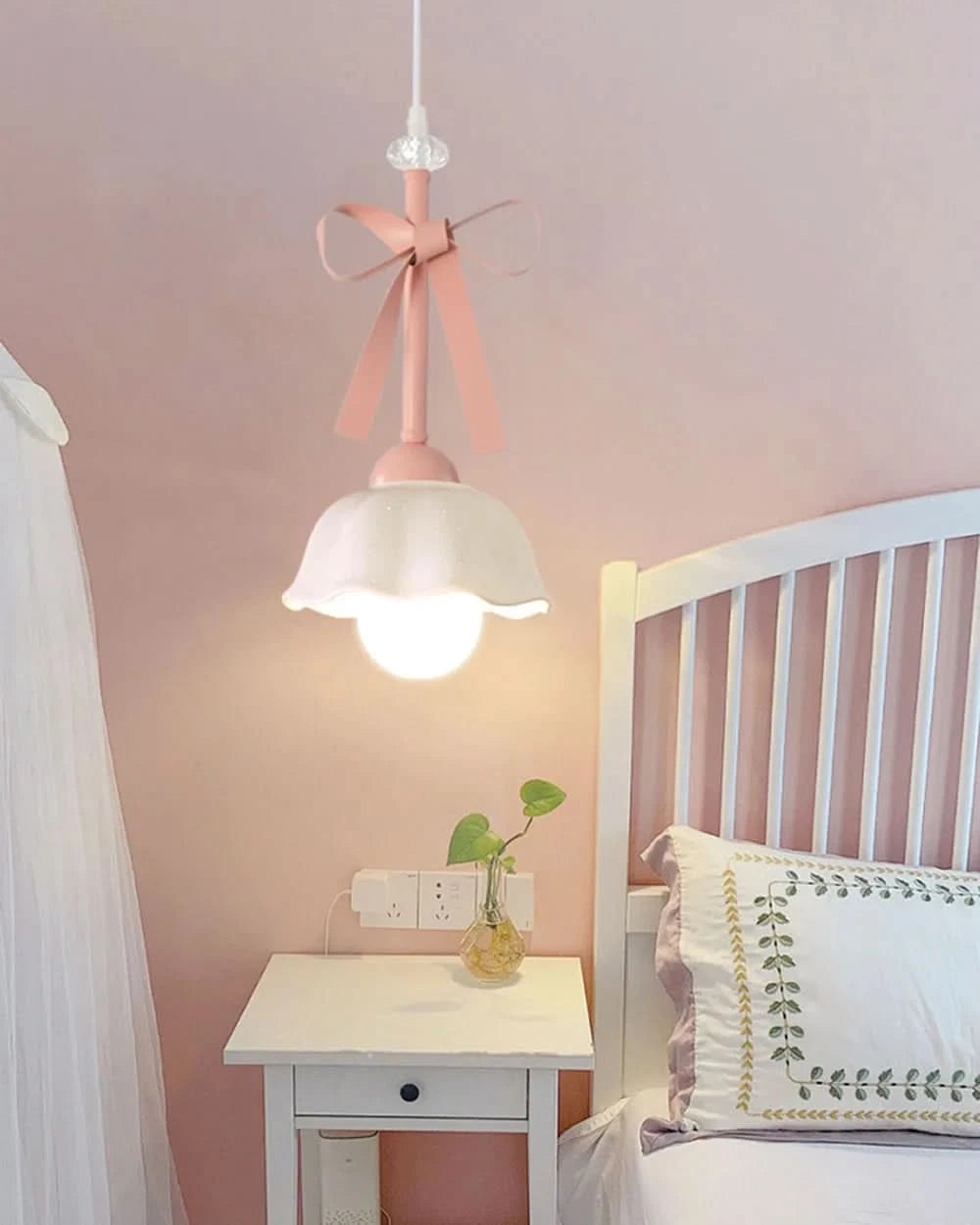 Romatic Princess Room Girl LED Pendant Lamp For Bedroom Lighting Ceramic Glass Sconces Pink Bowknot Ceiling Suspended Light